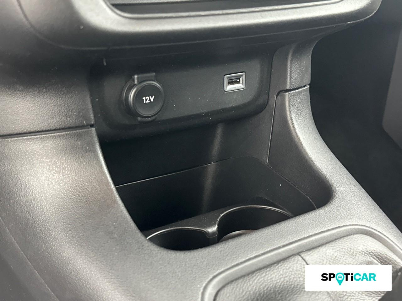 Citroën C3 1.2 puretech 110ch s&s feel pack 120-121g — photo 19