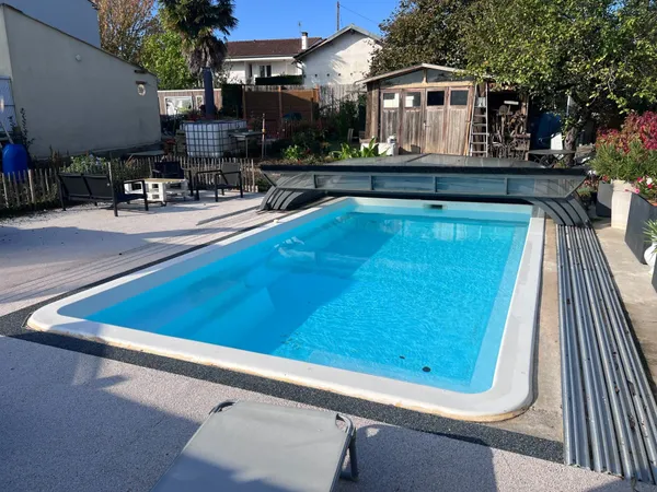 Appartement avec jardin et piscine à vendre 4 pièces SAINTES (17)