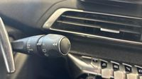 Peugeot 3008 HYBRID 225ch Allure Pack e-EAT8 — photo 24