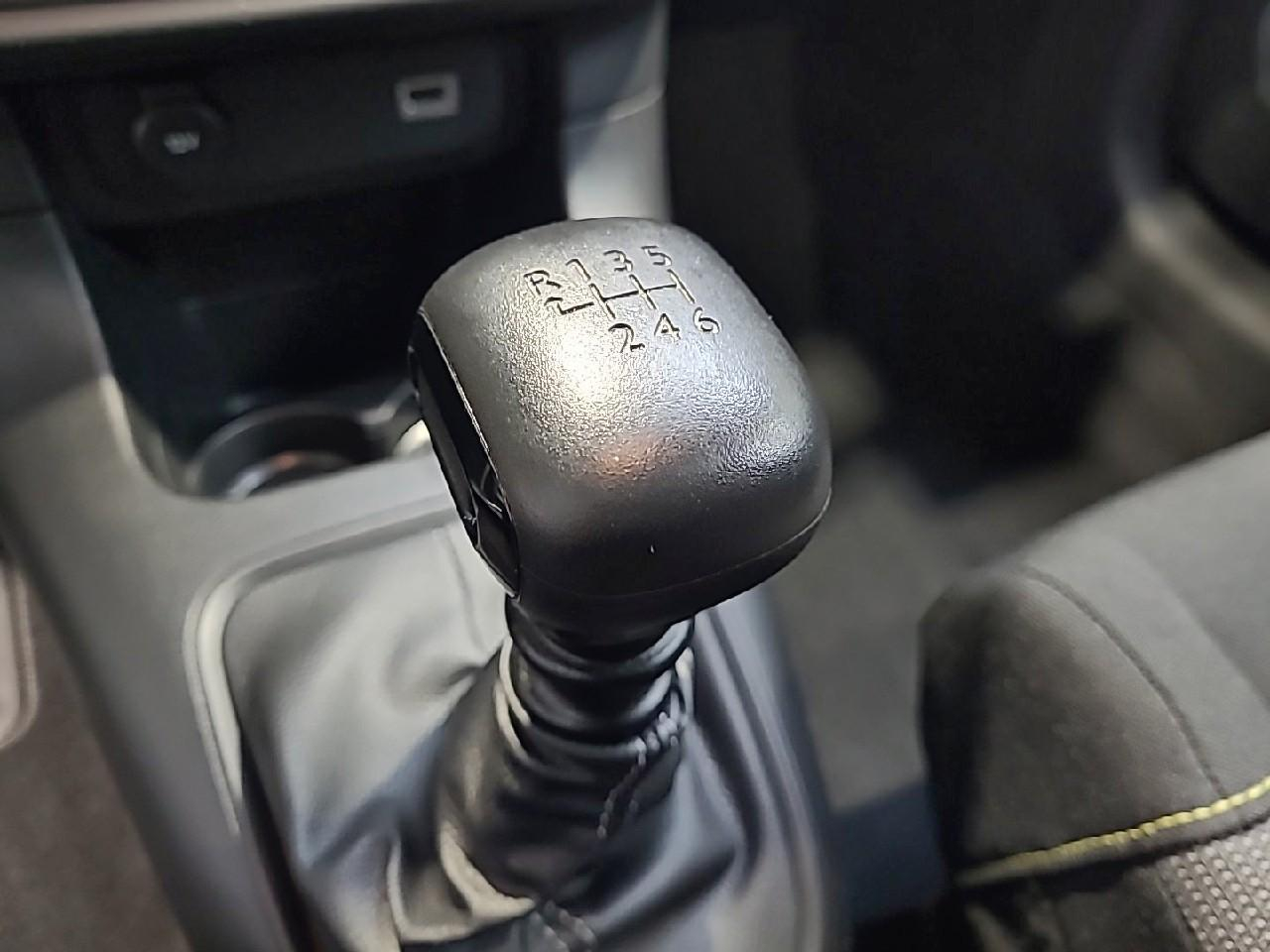 Citroën C3 puretech 110 s&s bvm6 feel pack — photo 19