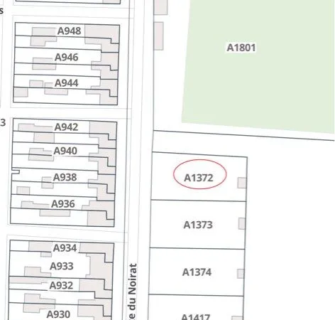 Terrain 700m2