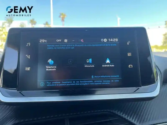 Peugeot 2008 puretech 100 s&amp;s bvm6 — photo 15