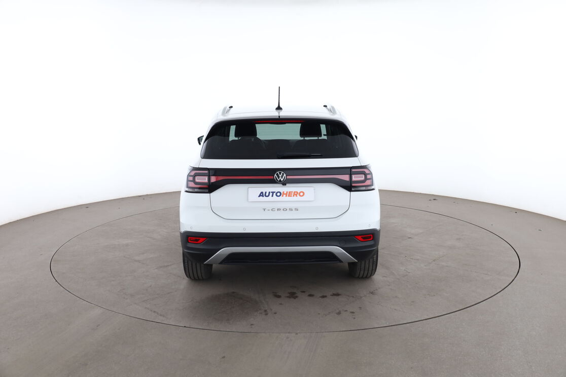 Volkswagen T-Cross 1.0 TSI Carat DSG — photo 4
