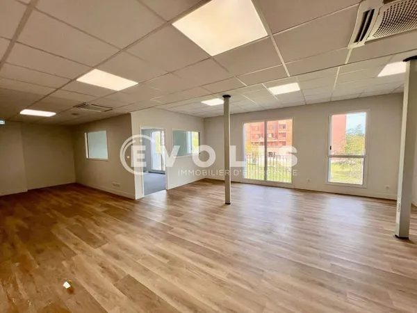 Bureaux 200 m²
