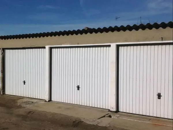 Orange nord garage / box 90 euros par mois