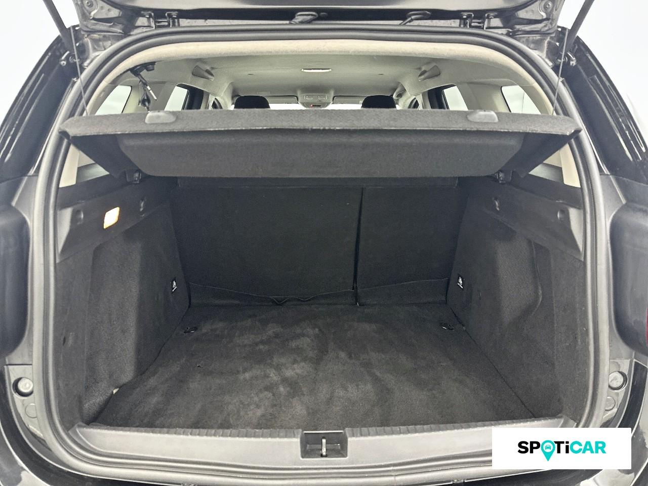 Dacia Duster 1.3 tce 150ch fap extreme 4x2 edc — photo 6