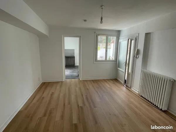 Appartement T2 rénové centre ville