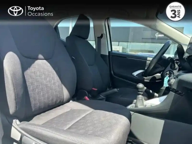 Toyota Yaris 120 vvt-i dynamic business 5p pack confort — photo 6