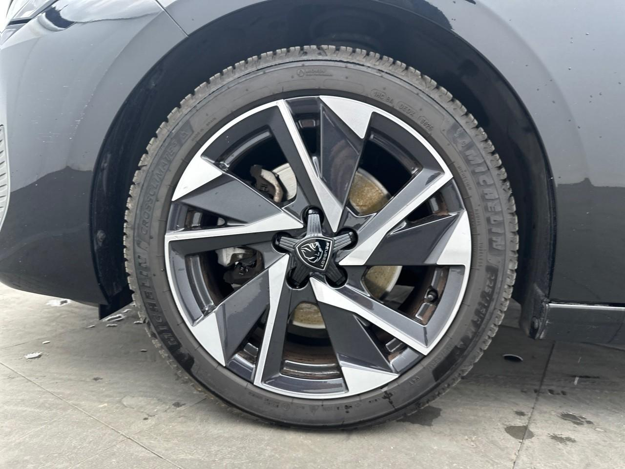 Peugeot 308 bluehdi 130ch s&s bvm6 allure pack — photo 14