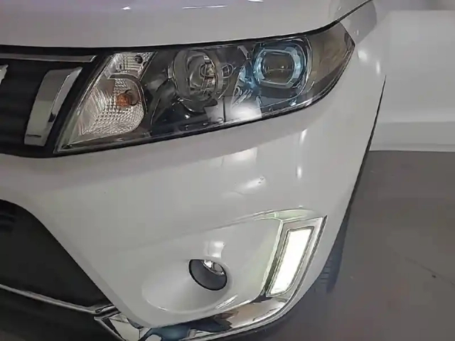 Suzuki Vitara 1.0 boosterjet — photo 42