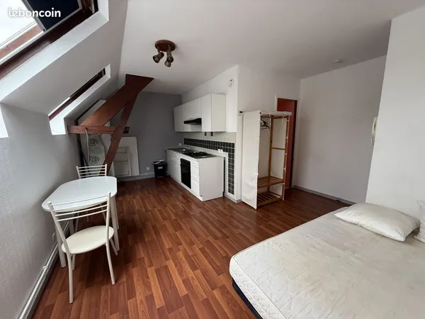 Studio 1 pièce 23 m²