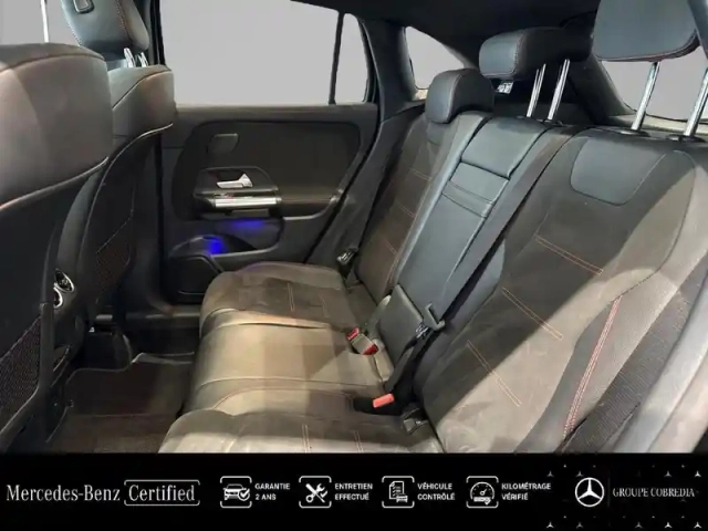 Mercedes Gla 200 d 150ch amg line 8g-dct — photo 11