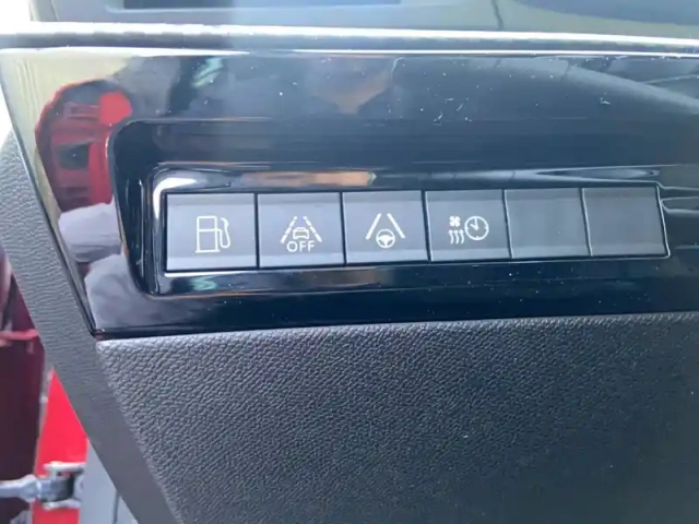 Peugeot 508 hybrid 225 e-eat8 — photo 21