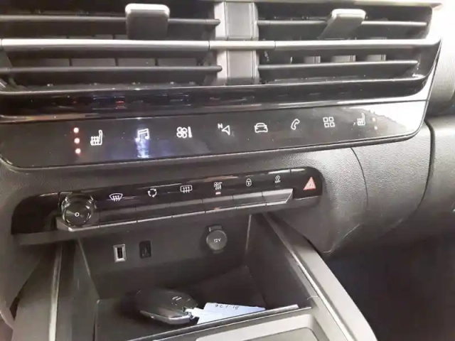 Citroën C5 Aircross bluehdi 130 s&amp;s eat8 — photo 19