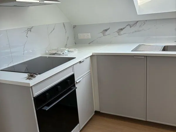 Appartement dans combles entièrement rénové