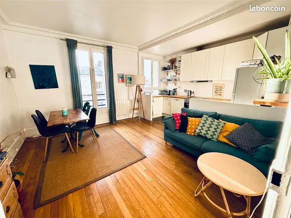 Appartement traversant 3 pièces - 54 m² - Rue de Montreuil à Vincennes