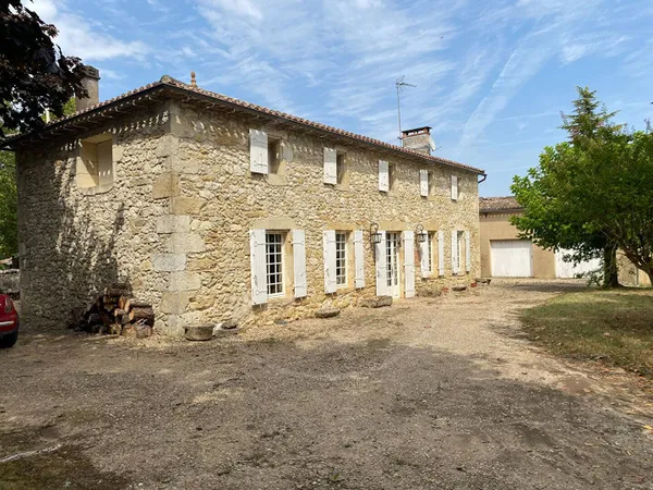 Maison 6 pièces 184 m²