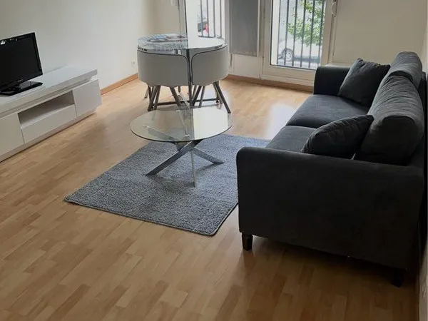 Loue appartement F2 meublé