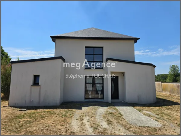 Maison 115 m², 5 pièces sur 1200 m² de terrain