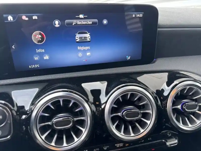 Mercedes Classe A 180 amg line — photo 18