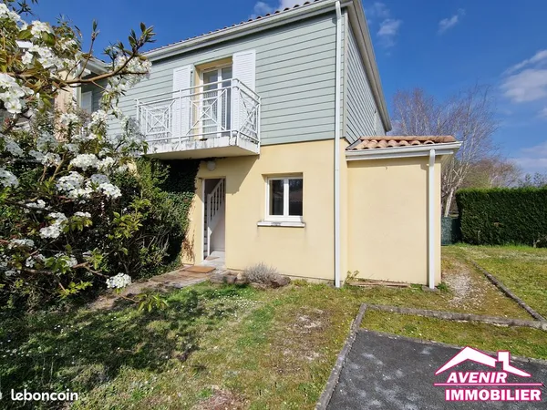 📍 Maison à vendre - 3 chambres, Proche centre - LACANAU