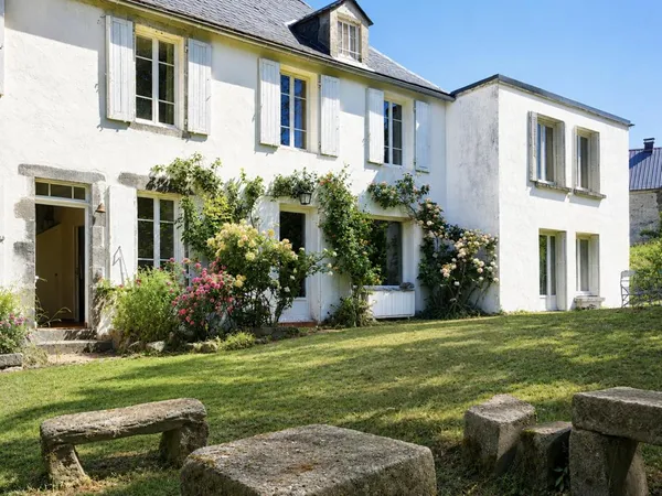 Maison Vente Nébouzat 10p 260m² 450000€