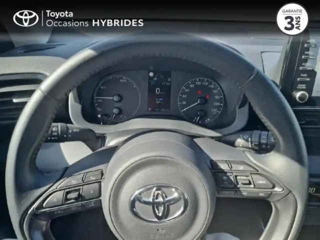 Toyota Yaris 116h dynamic 5p my22 — photo 5