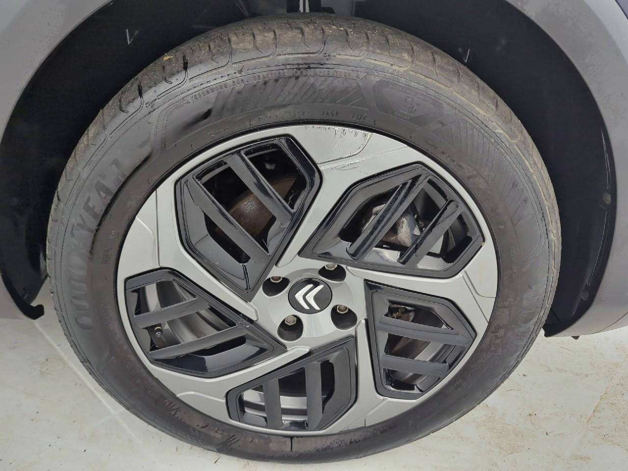 Citroën C4 puretech 130 eat8 plus — photo 19