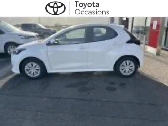Toyota Yaris 70 vvt-i dynamic business 5p my22 — photo 3