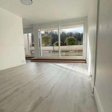 Particulier loue à Epernay, appartement T2 lumineux de 50M2