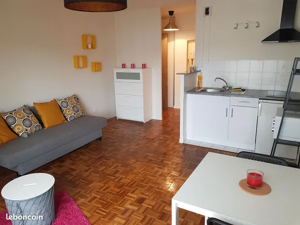 STUDIO MEUBLE 25m2 + CAVE + GARAGE INCLU