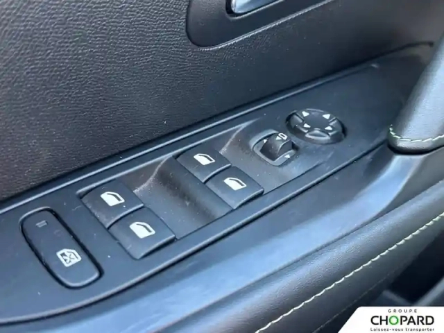 Peugeot 208 puretech 100 s&amp;s bvm6 — photo 105
