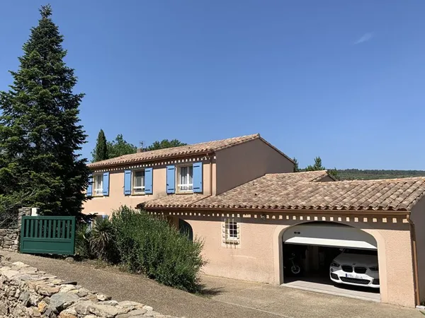 Maison 6 pièces 214 m²