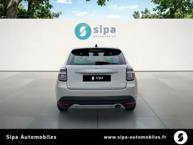 Fiat 600 1.2 hybrid 100ch dct6 — photo 4