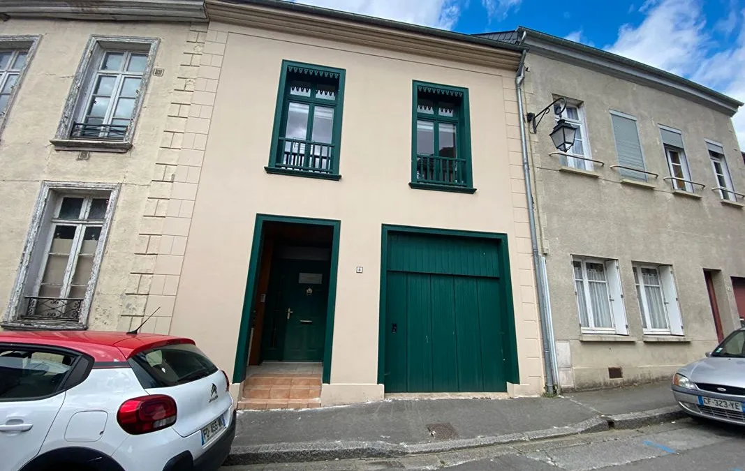 Photo 1