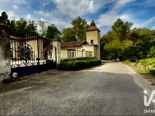 Maison 20 pièces 1100 m²