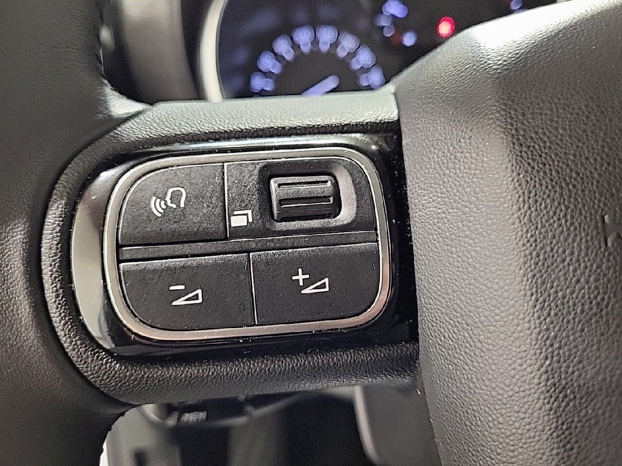 Citroën C3 Aircross puretech 130 s&s eat6 shine — photo 21