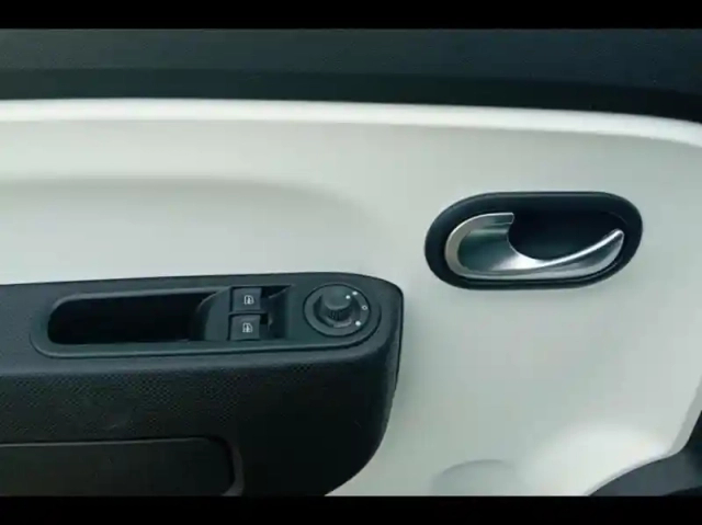 Renault Twingo e-tech electric equilibre r80 achat intégral — photo 10