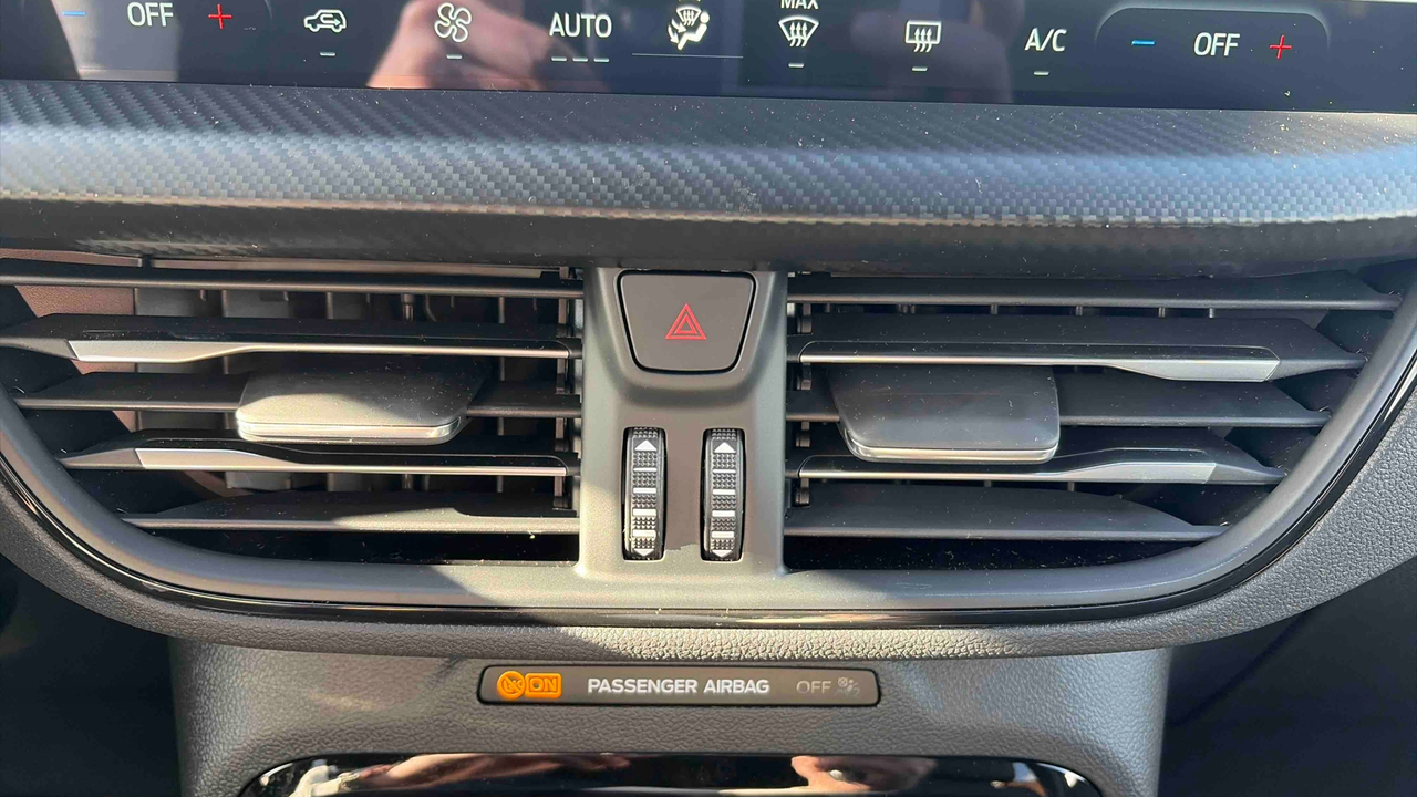 Ford Kuga 2.5 Duratec 180 ch FlexiFuel FHEV E85 Powershift — photo 29