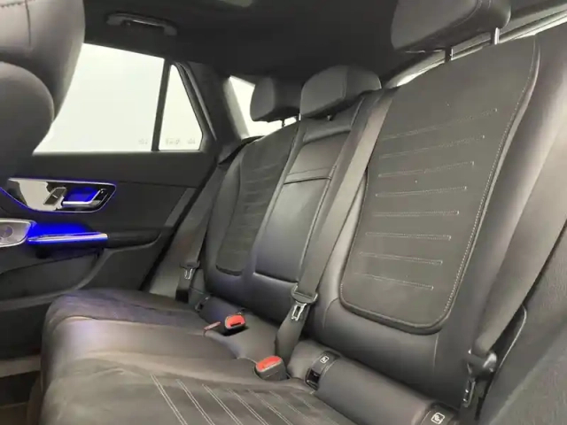 Mercedes Glc 300 de 9g-tronic 4matic — photo 16