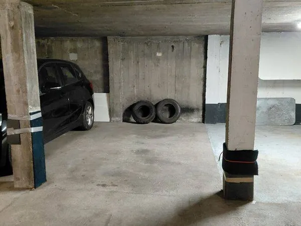 Parking 10 m²
