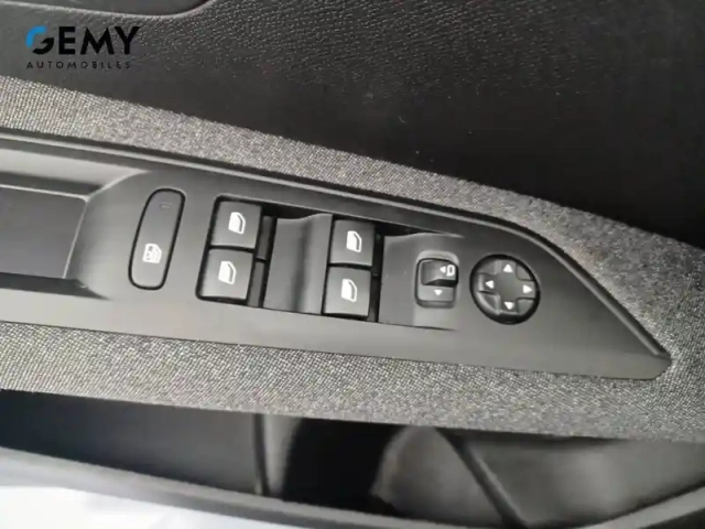 Peugeot 3008 bluehdi 130ch s&amp;s eat8 — photo 12