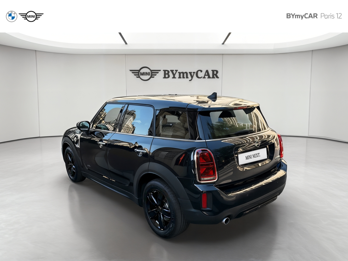 Mini Countryman 125 - 95 ch ALL4 BVA6 — photo 3