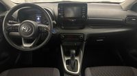 Toyota Yaris 116h Dynamic 5p MY22 — photo 11