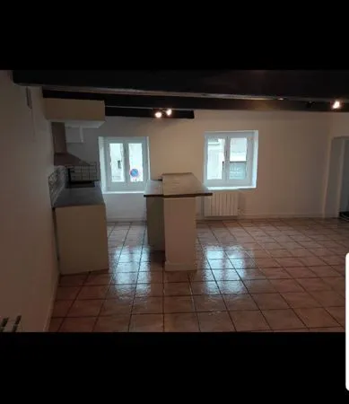 A louer maison de village Chassagny Beauvallon
