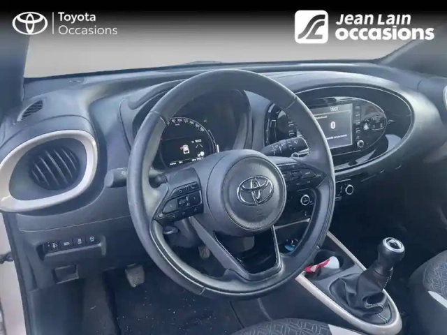 Toyota Aygo X 1.0 vvt-i 72 — photo 31