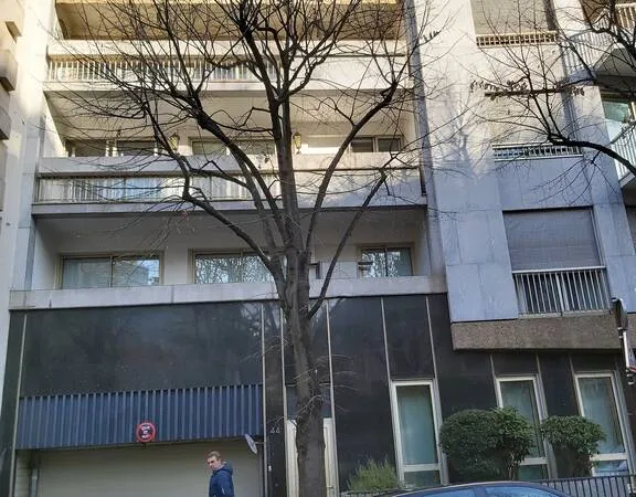 Garage/Parking
