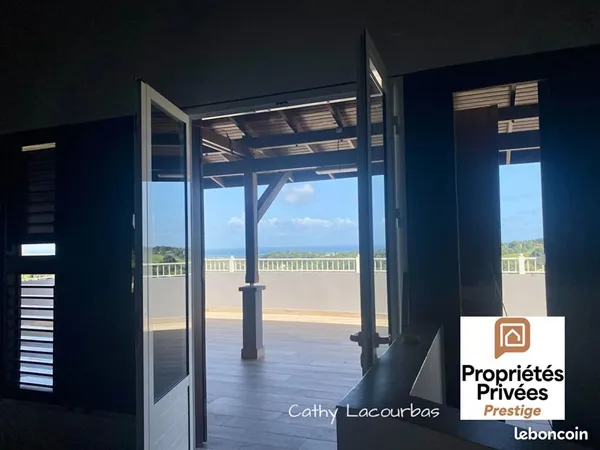 Villa 8 pièces 276 m²