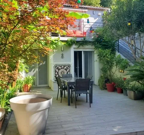 Coup de coeur assure jolie maison + cour et garage st barnabe