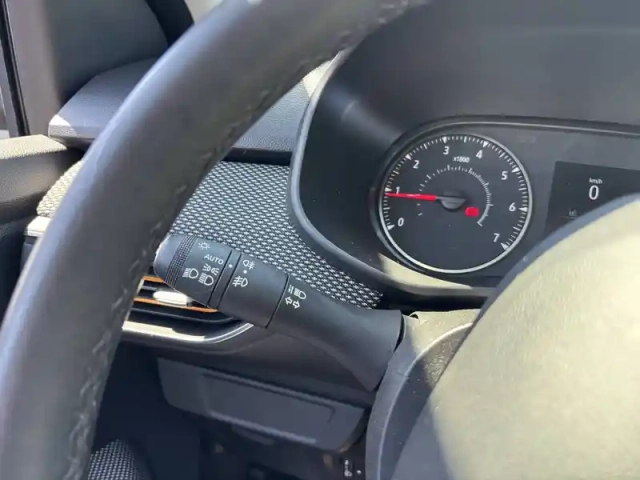 Dacia Sandero tce 90 cvt - 22 — photo 32